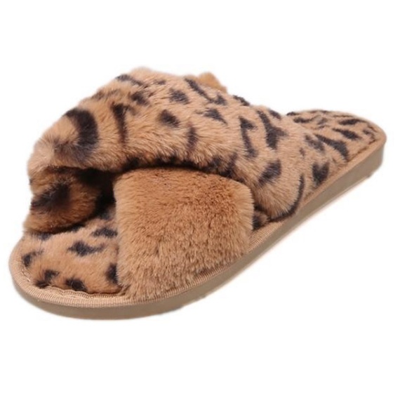 🔅SALE Furry slippers - Picture 7 of 7